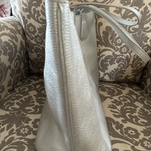 Tory Burch Silver Tote Bag - Picture 4 of 16